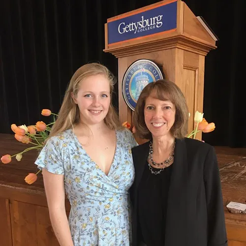 Cailin Casey ’20 speaking at a spring 2019 luncheon