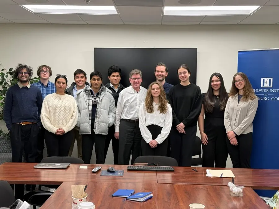 EI Senior Fellow John Austin (center) with students in Regions Matter seminar in D.C.