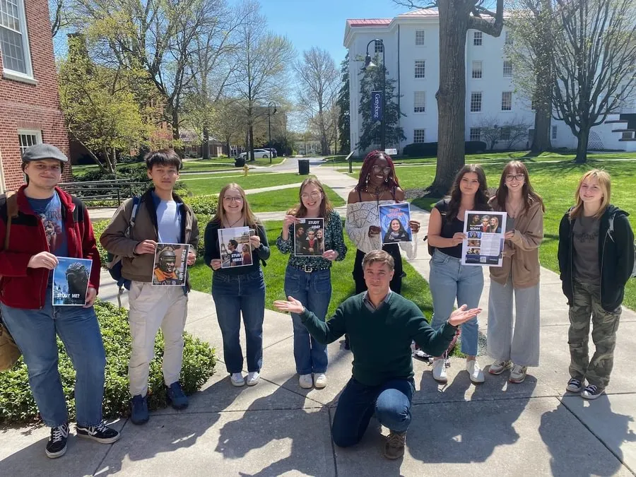   Prof. Henning Wrage with some of his students