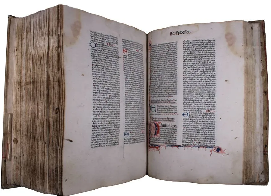An image of the Oldest Book: Biblia Sacra (1475)