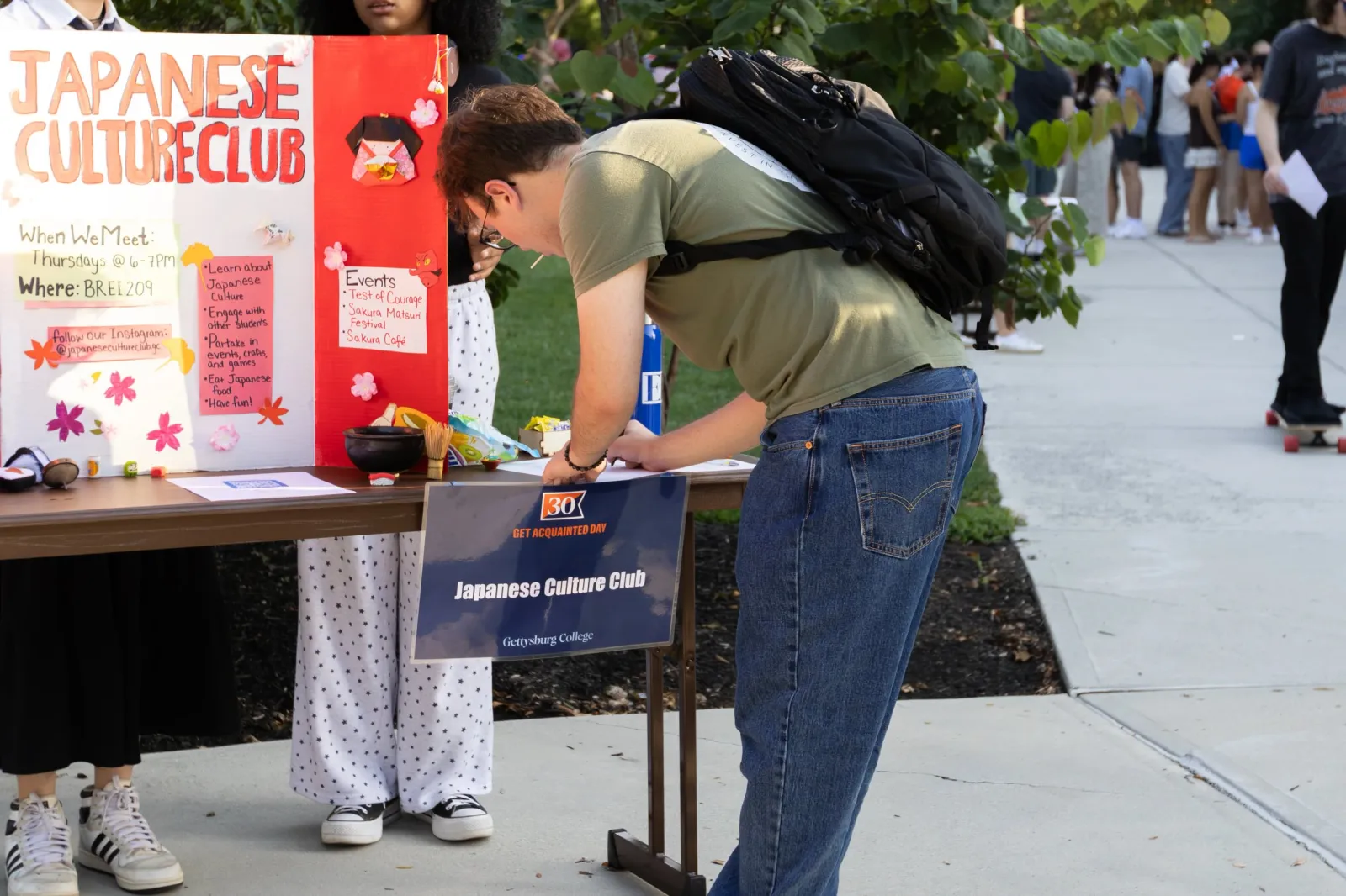 signing up for japanese culture club