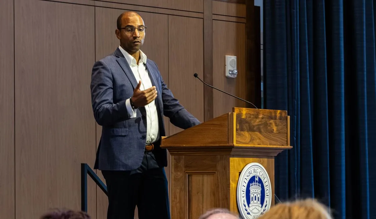 Three generations of the Gondwe family attended the 20th anniversary lecture, including Derrick Gondwe’s son Jevon, who offered remarks about his father’s legacy.  
