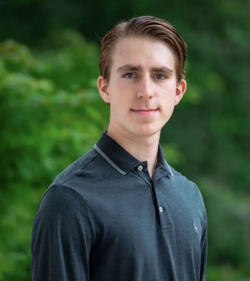Headshot Brandon Fey