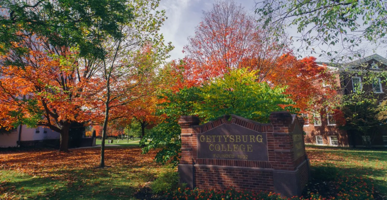 Gettysburg College campus sign