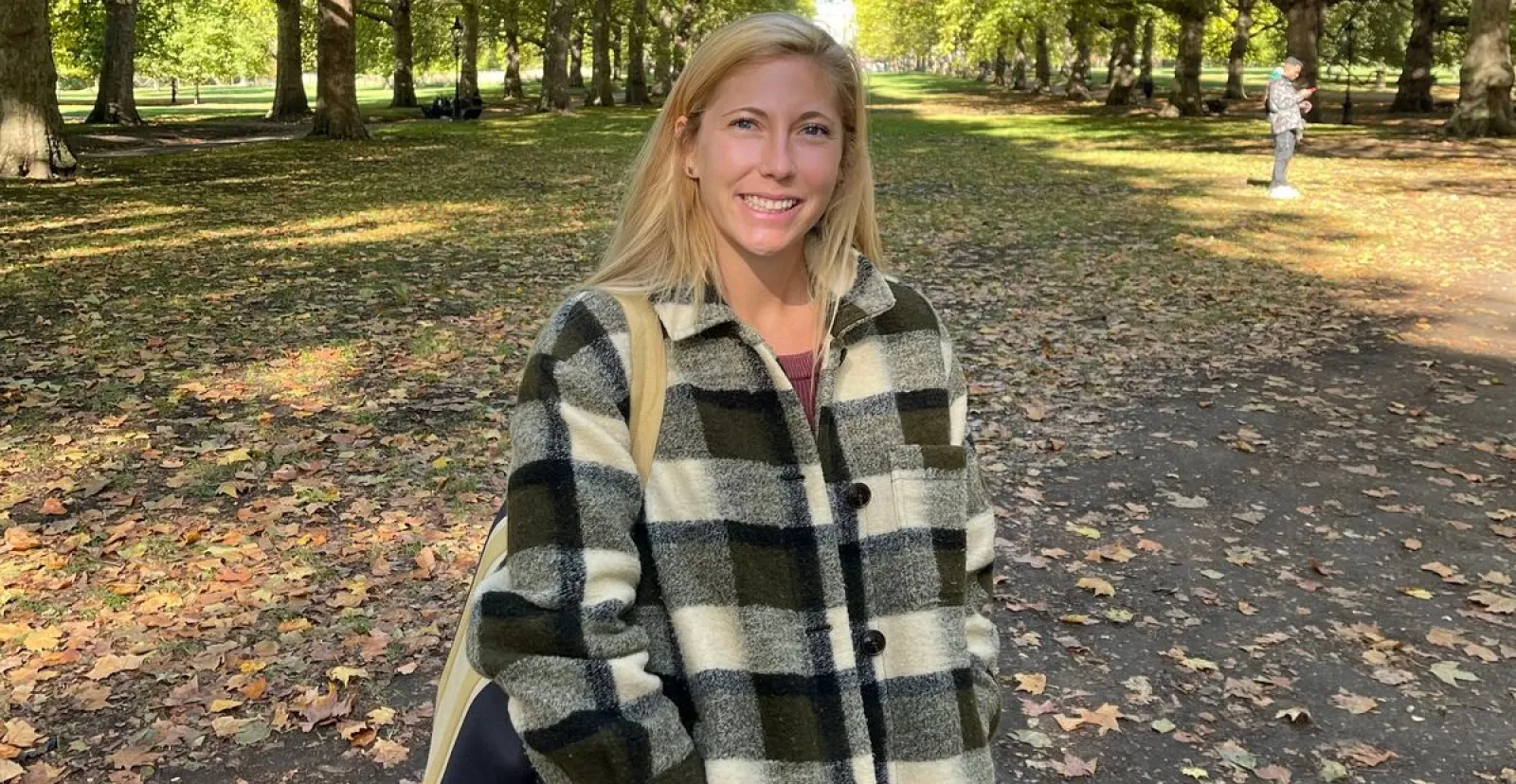 Morgan (Flagg) Fleites ’16 in Green Park in London, England