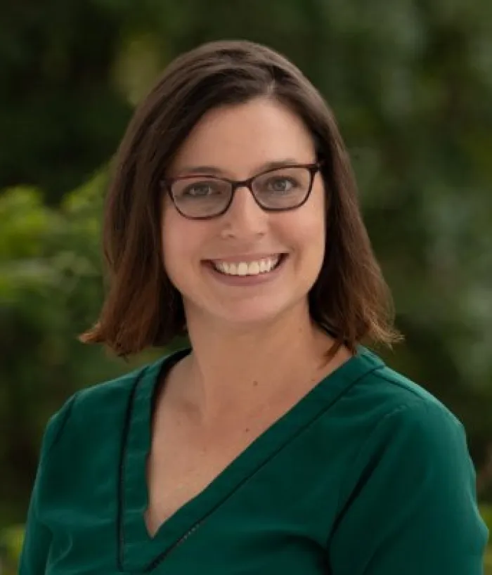 A photo of Lindsey Weibley