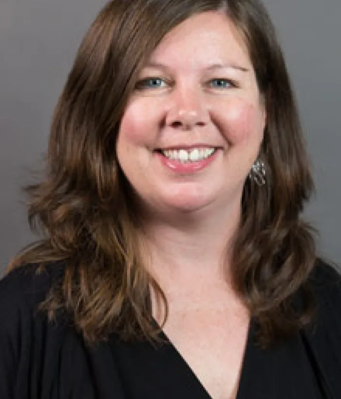 Photo of Jennifer Dumont