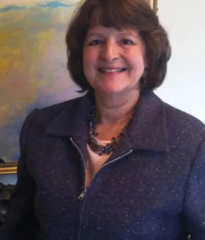 Photo of Leslie Casteel