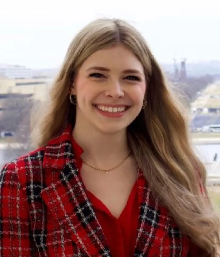 Photo of Lizzie Dixon