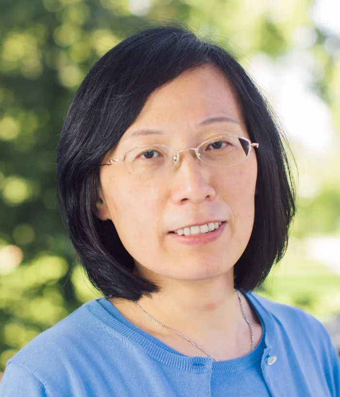 Photo of Zhining Hu